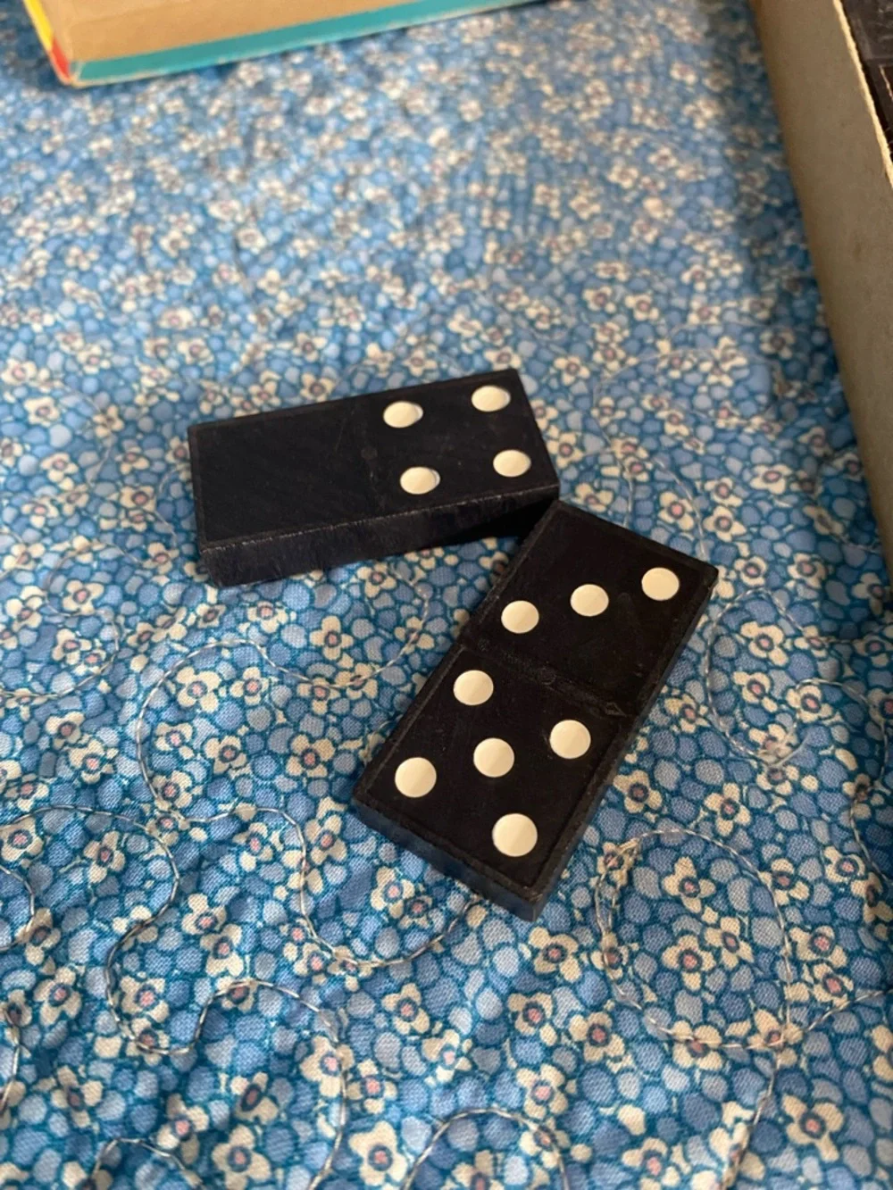 Dominoes by Halsam Set No. 622